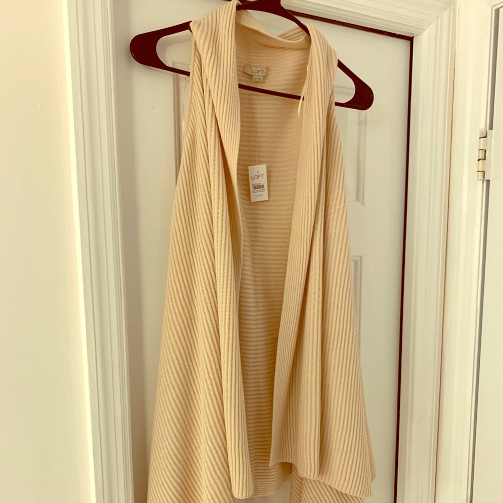Never worn LOFT cardigan.